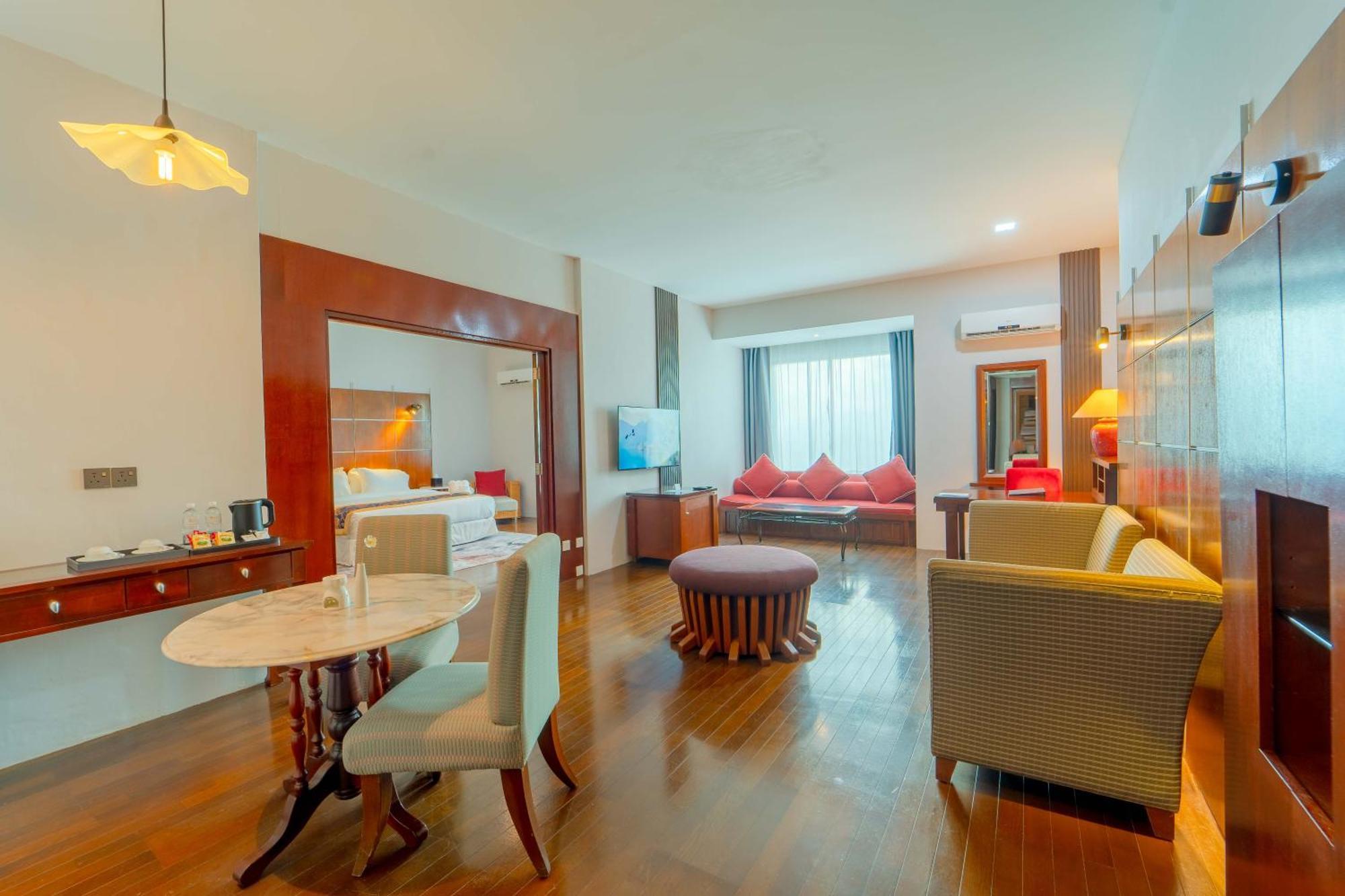Wings By Croske Resort Langkawi Pantai Cenang  Room photo
